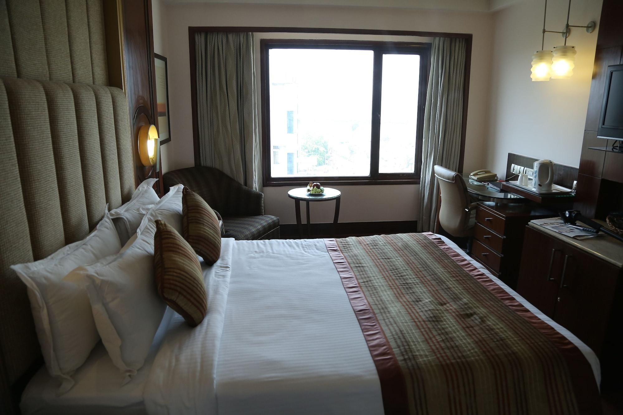 The Acura, Bmk Otel Gurgaon Dış mekan fotoğraf