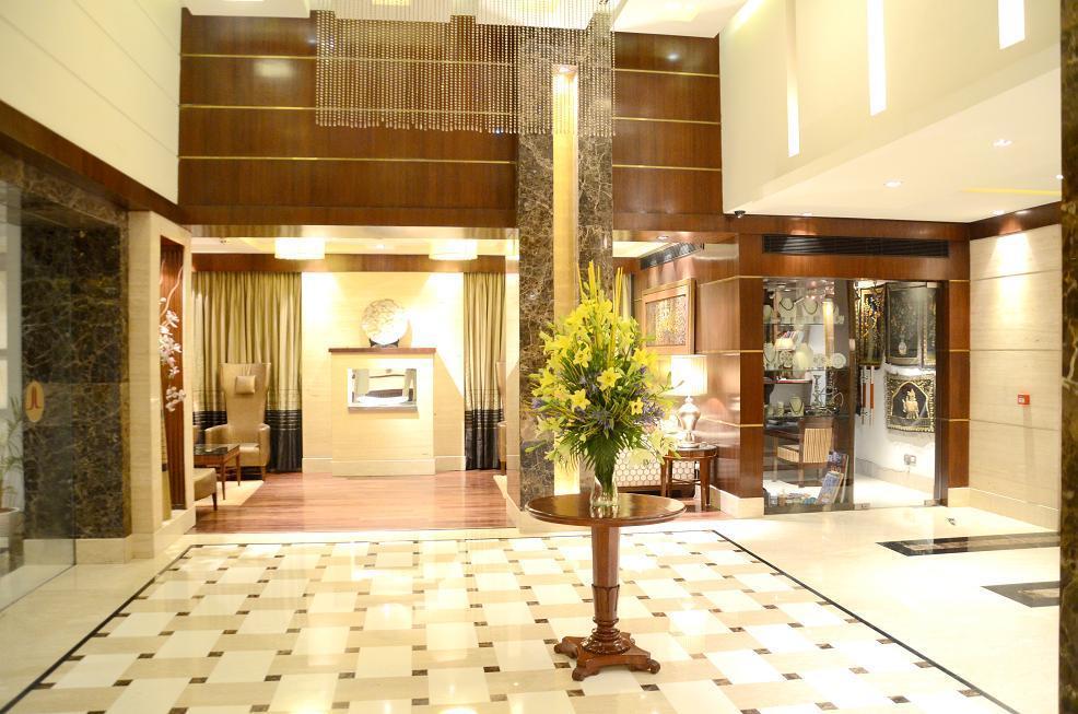 The Acura, Bmk Otel Gurgaon Dış mekan fotoğraf