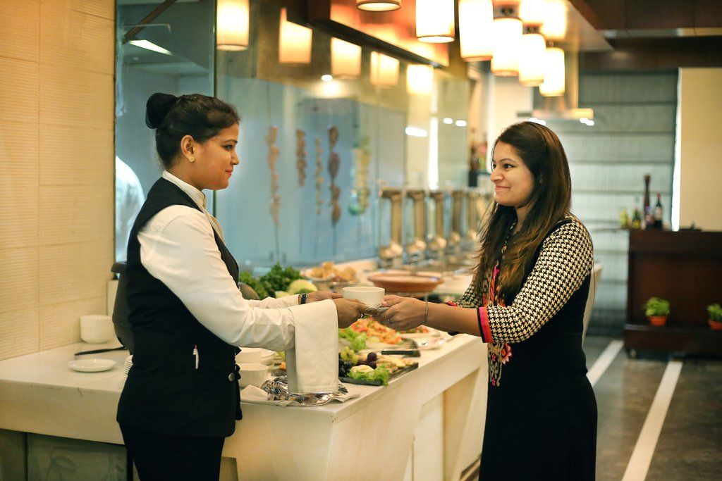 The Acura, Bmk Otel Gurgaon Dış mekan fotoğraf