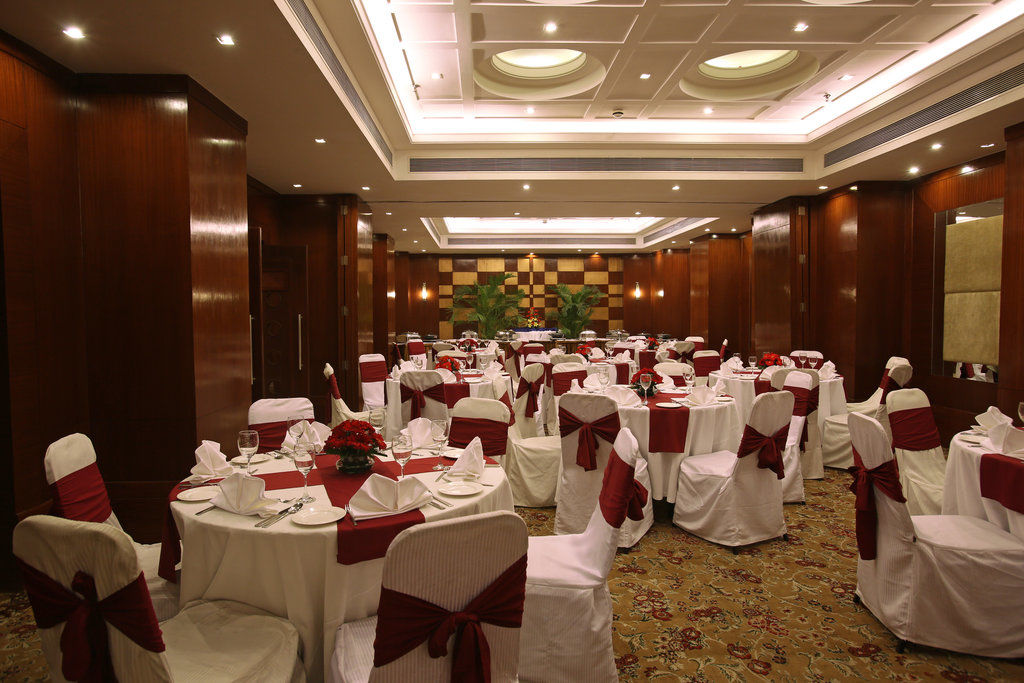 The Acura, Bmk Otel Gurgaon Dış mekan fotoğraf